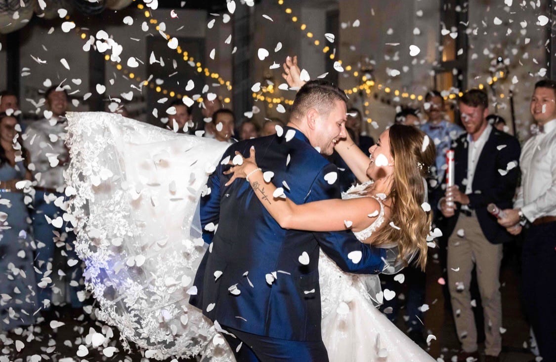 Hochzeitstanz in der Kelterhalle